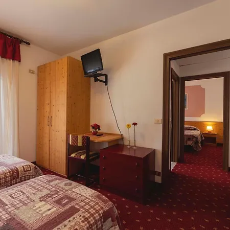 Castel Mani 3*