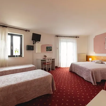 Castel Mani Hotel San Lorenzo Dorsino