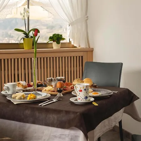 Castel Mani Hotel