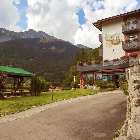 Castel Mani Hotel San Lorenzo Dorsino